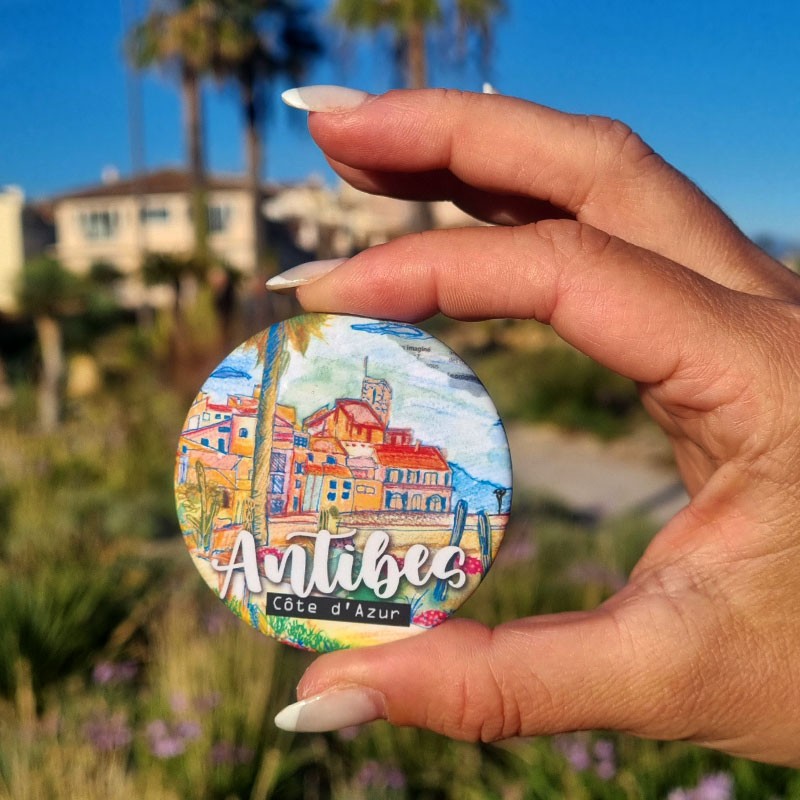 Magnet 56mm rond illustration dessin d'Antibes, musée Picasso