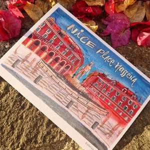 Nouveau dessin à l'atelier qui arrive en format carte postale.. ça vous plairait en format affiche et/ou carnet?

#dessinfrance #niza #nicefrance🇫🇷