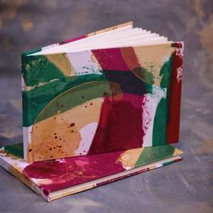 Ils sont tous partis 😅 mais je voulais partager les photos quand même ! De toutes façon c'est un modèle qui s'est déjà installée et son design est toujours différent ! Acrylique à la spatule !

#CarnetFaitMain #carnetunique #cadeauunique